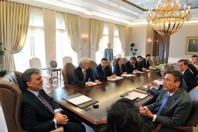 Minister Verhagen in gesprek met President Gul Minister Verhagen in gesprek met President Gul